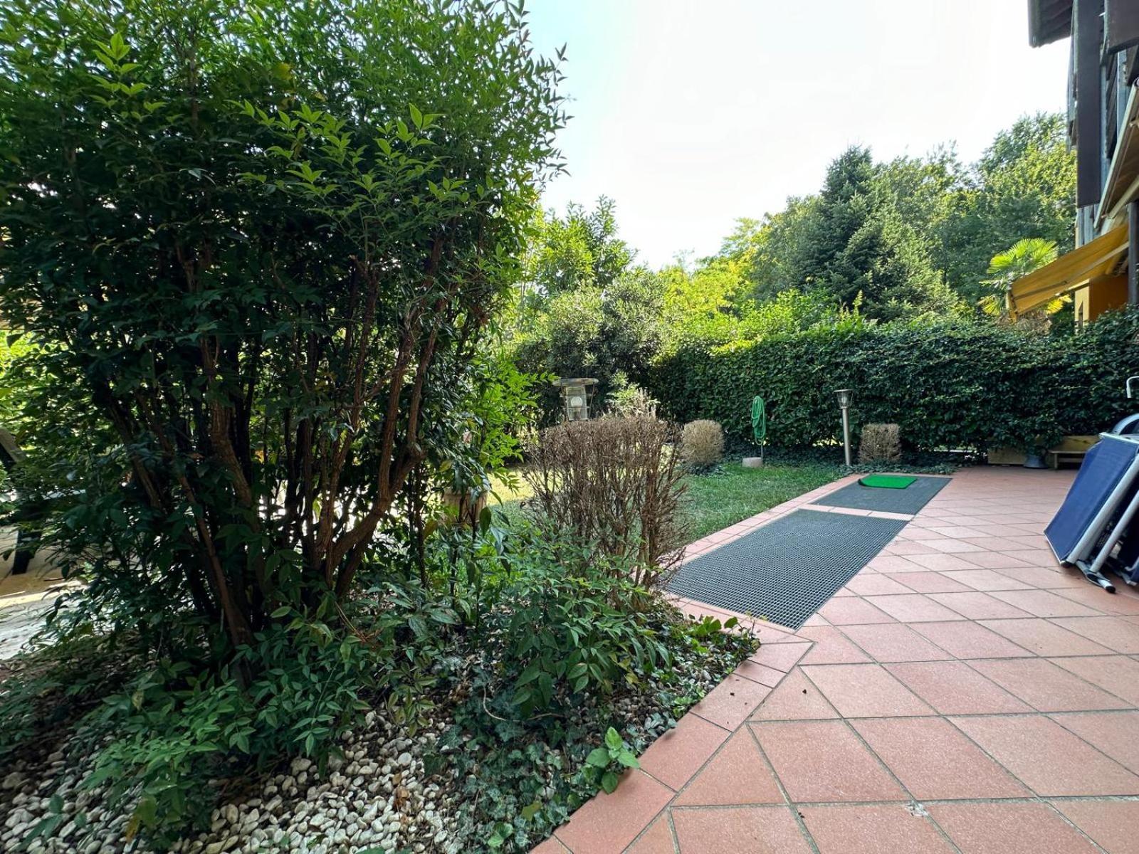 דסנזאנו דל גארדה Holiday-Home-Desenzano מראה חיצוני תמונה