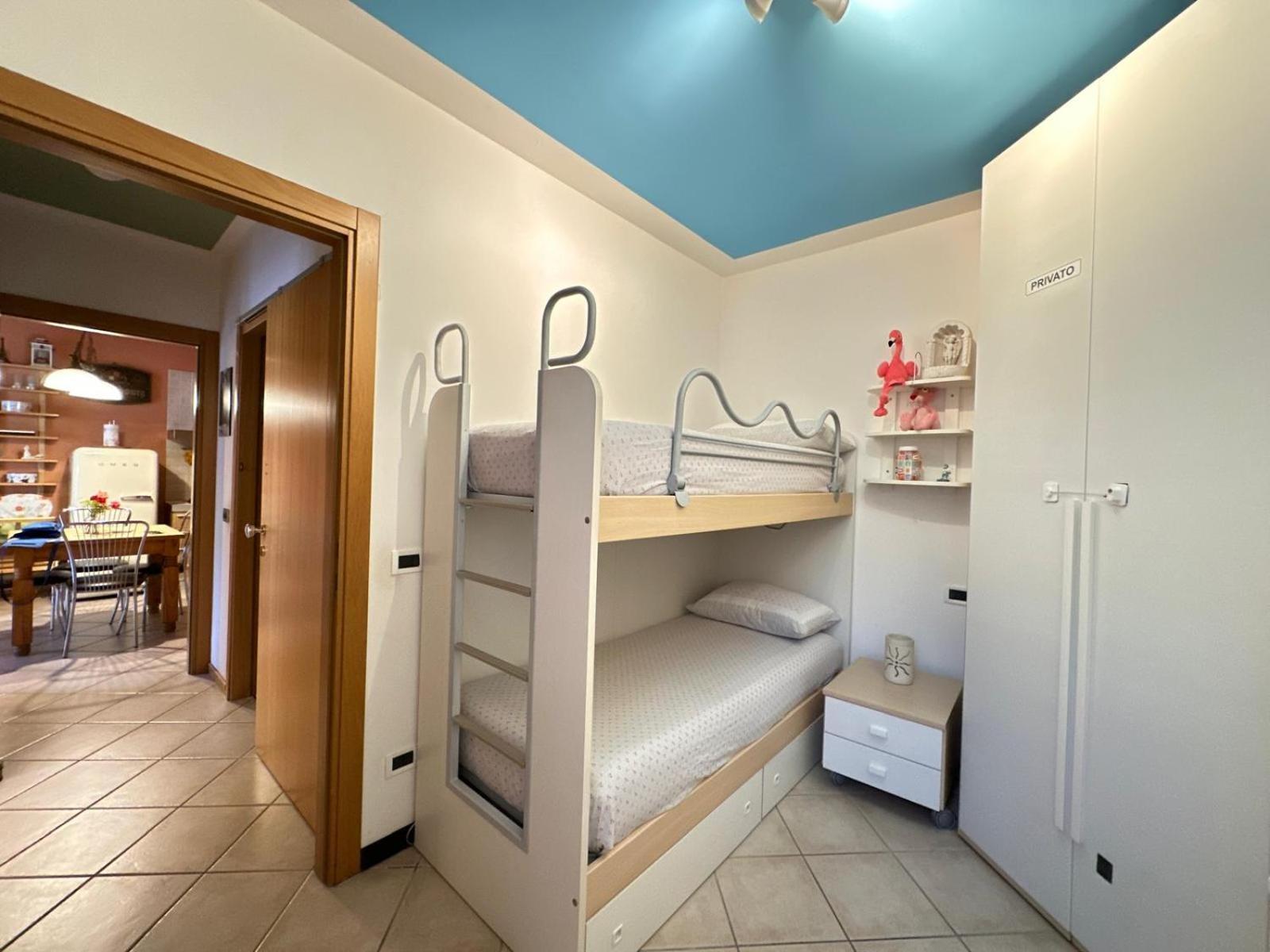 דסנזאנו דל גארדה Holiday-Home-Desenzano מראה חיצוני תמונה