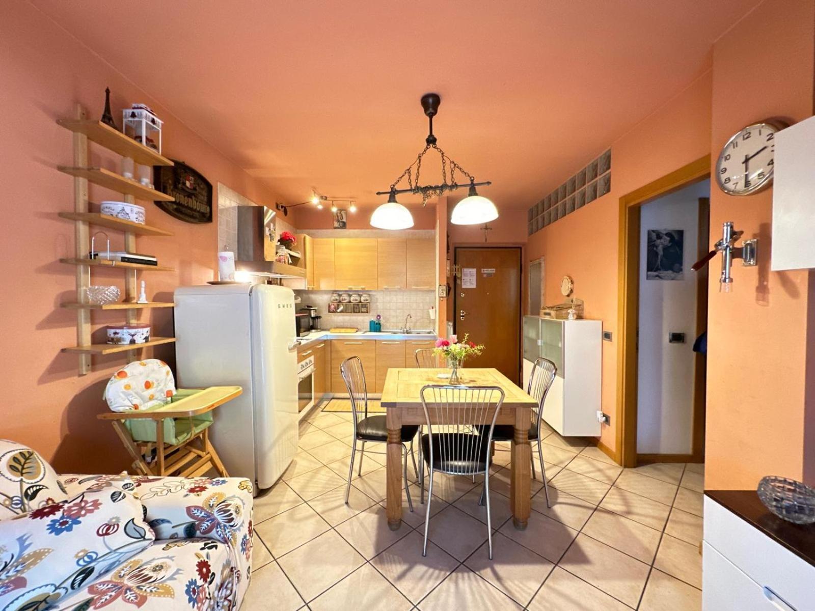 דסנזאנו דל גארדה Holiday-Home-Desenzano מראה חיצוני תמונה